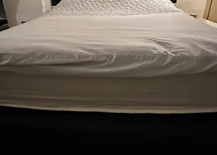 Budget Apartment Leeds (West Yorkshire)